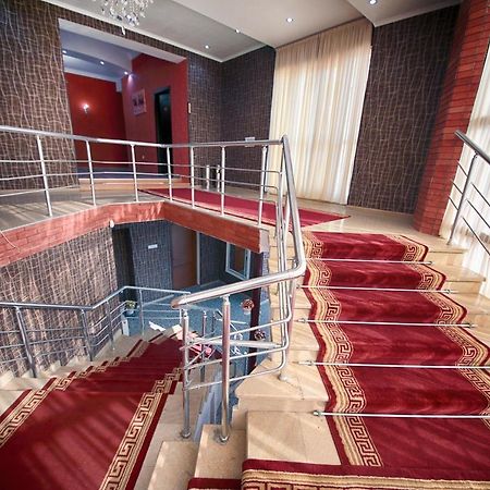 Hotel Tamari Kutaisi Luaran gambar