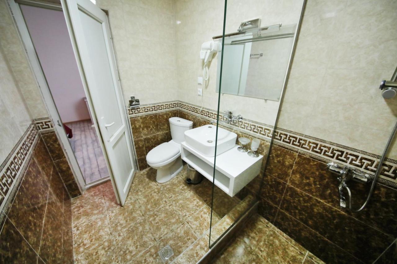 Hotel Tamari Kutaisi Luaran gambar