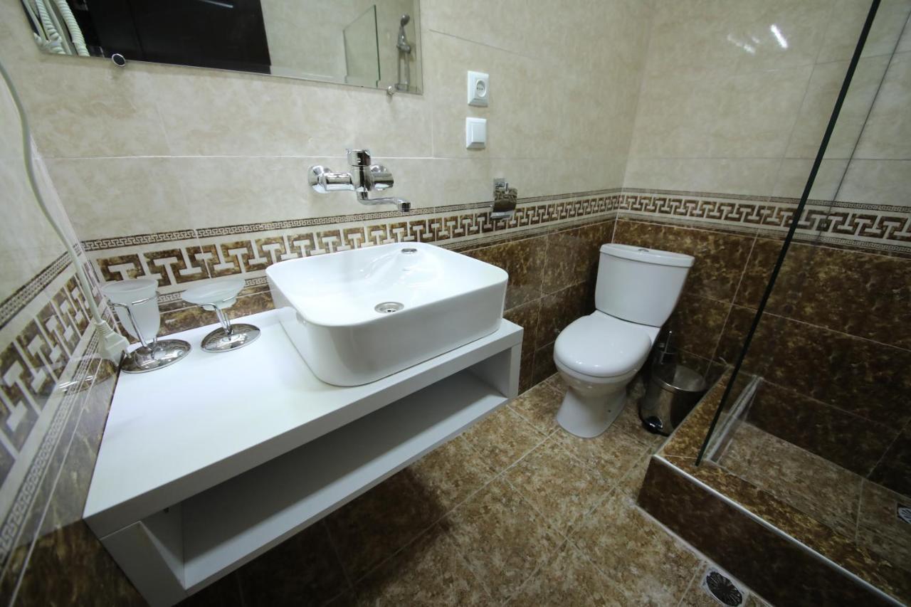 Hotel Tamari Kutaisi Luaran gambar