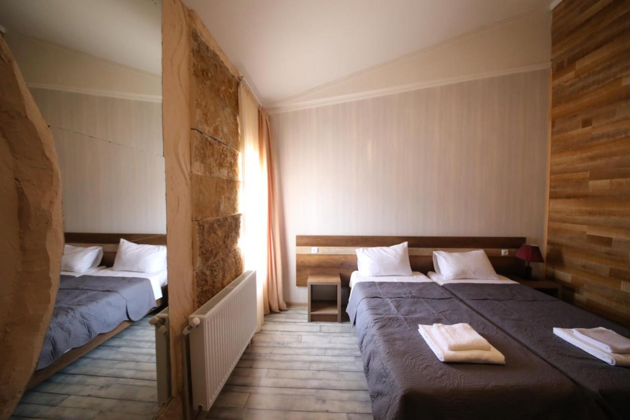 Hotel Tamari Kutaisi Luaran gambar