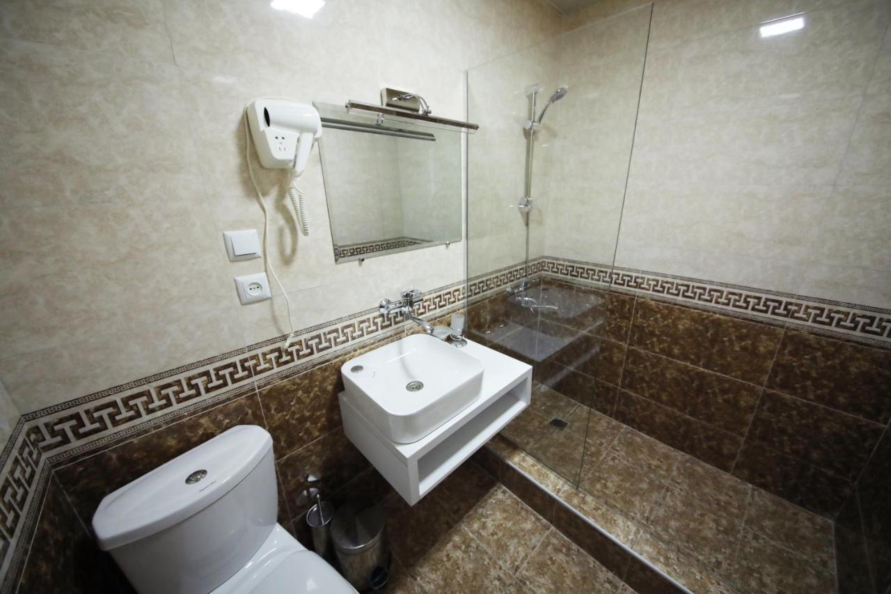 Hotel Tamari Kutaisi Luaran gambar