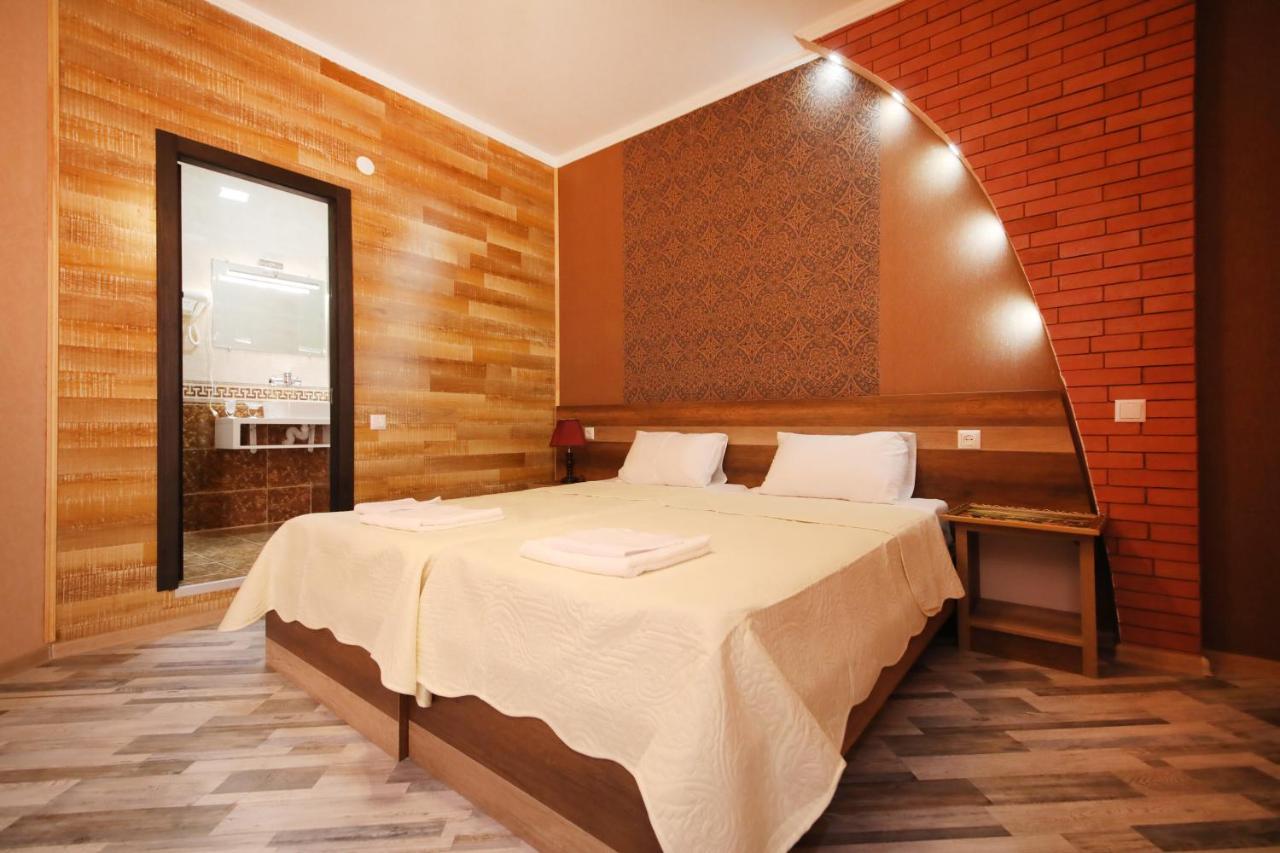Hotel Tamari Kutaisi Luaran gambar