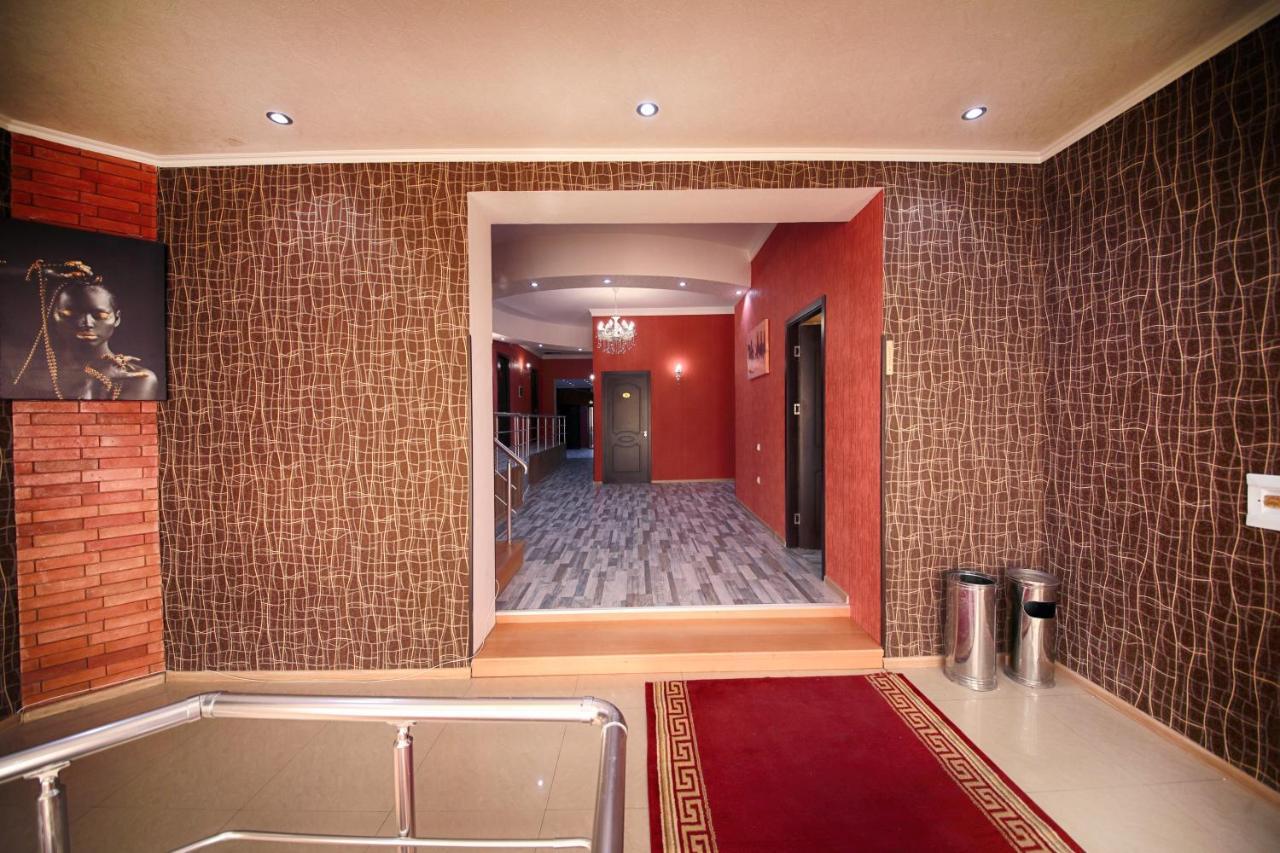 Hotel Tamari Kutaisi Luaran gambar