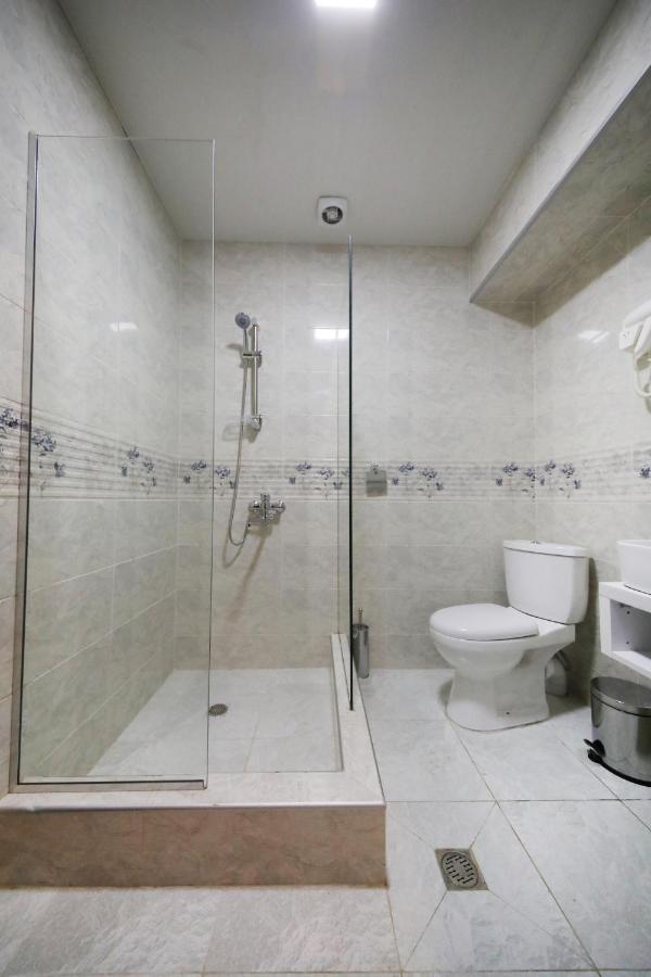 Hotel Tamari Kutaisi Luaran gambar